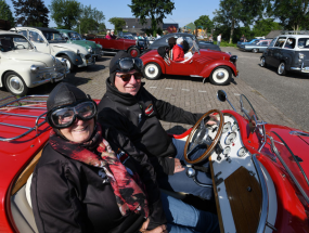 135 oldtimers rijden mee in zevende tocht door de Betuwe.